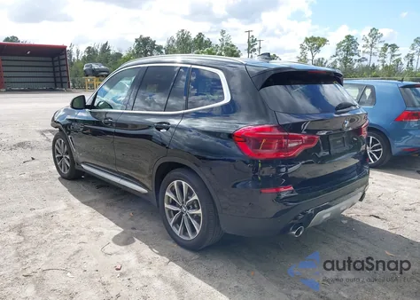 2018 BMW X3 xDrive30I z USA, uszkodzony, nr VIN 5UXTR9C56JLC68857